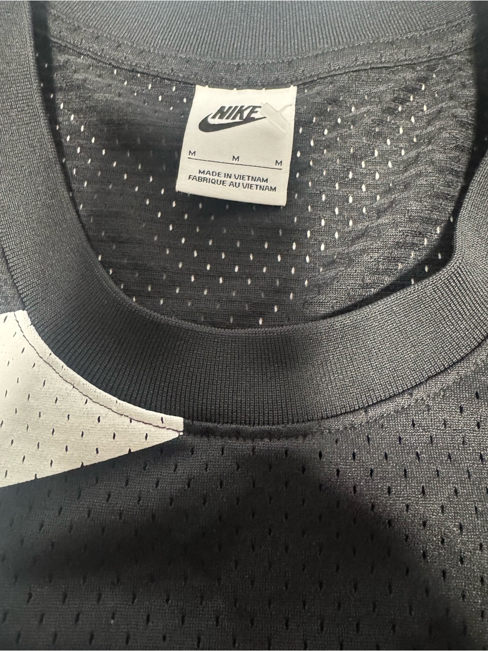 Nike Black & White Kids Graphic Mesh Crop Tank - Picture 3 of 6